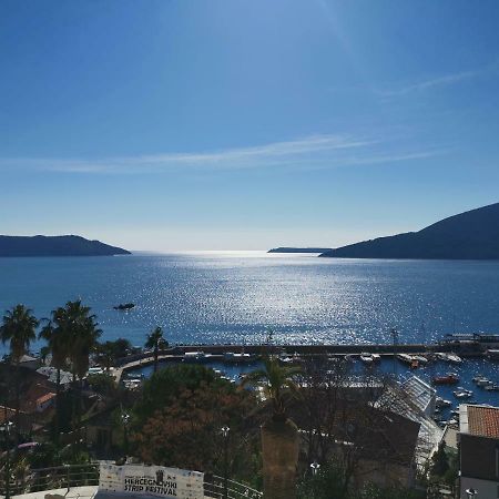 Apartments La Dolce Vita Herceg Novi Exterior foto