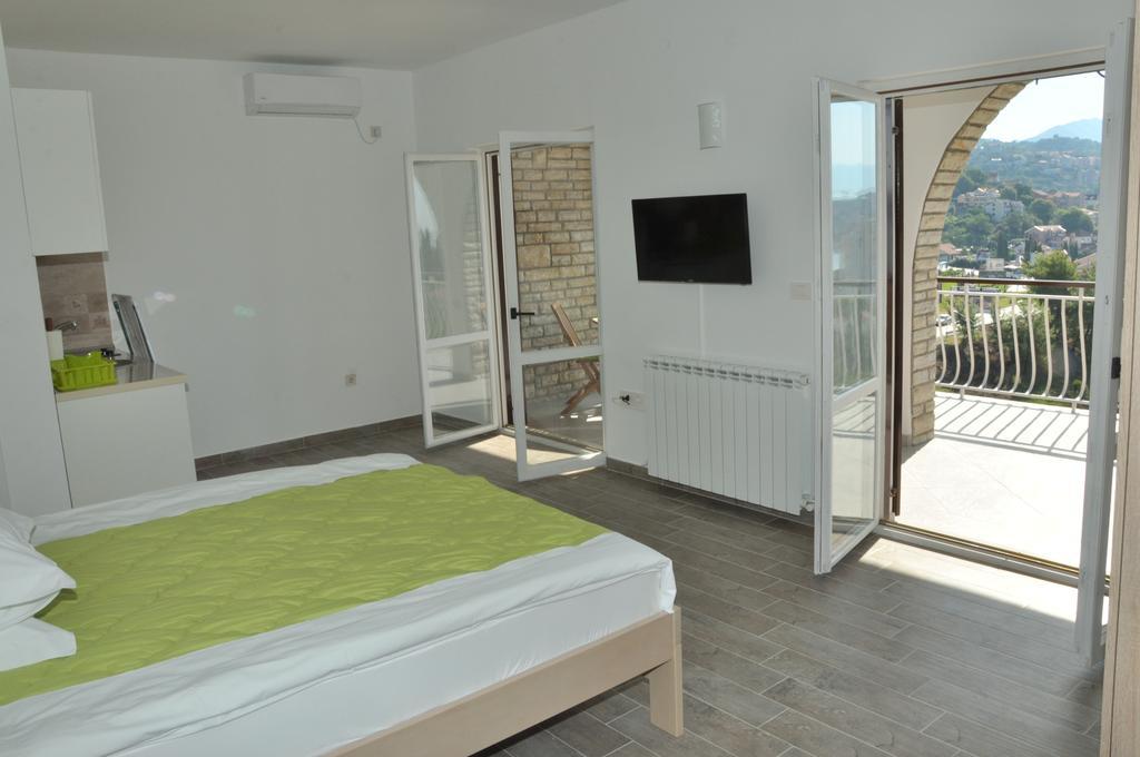 Apartments La Dolce Vita Herceg Novi Exterior foto