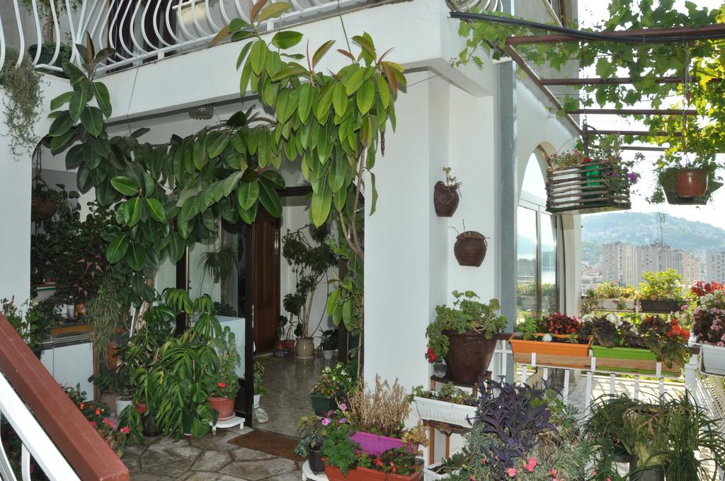 Apartments La Dolce Vita Herceg Novi Exterior foto