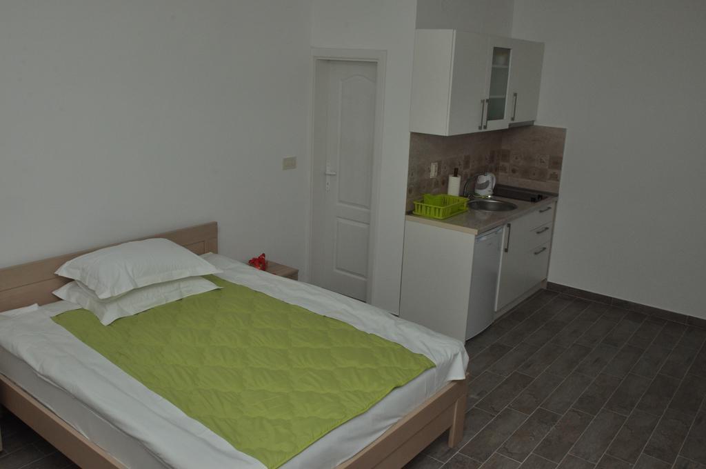 Apartments La Dolce Vita Herceg Novi Exterior foto